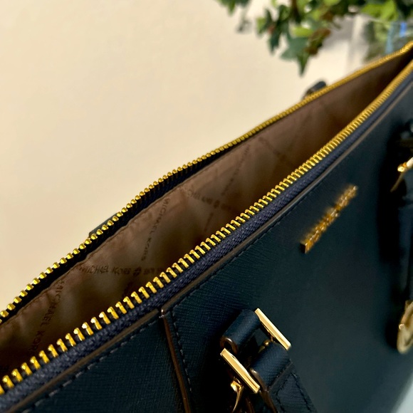 Michael Kor Charlotte Tote - Picture 2 of 3